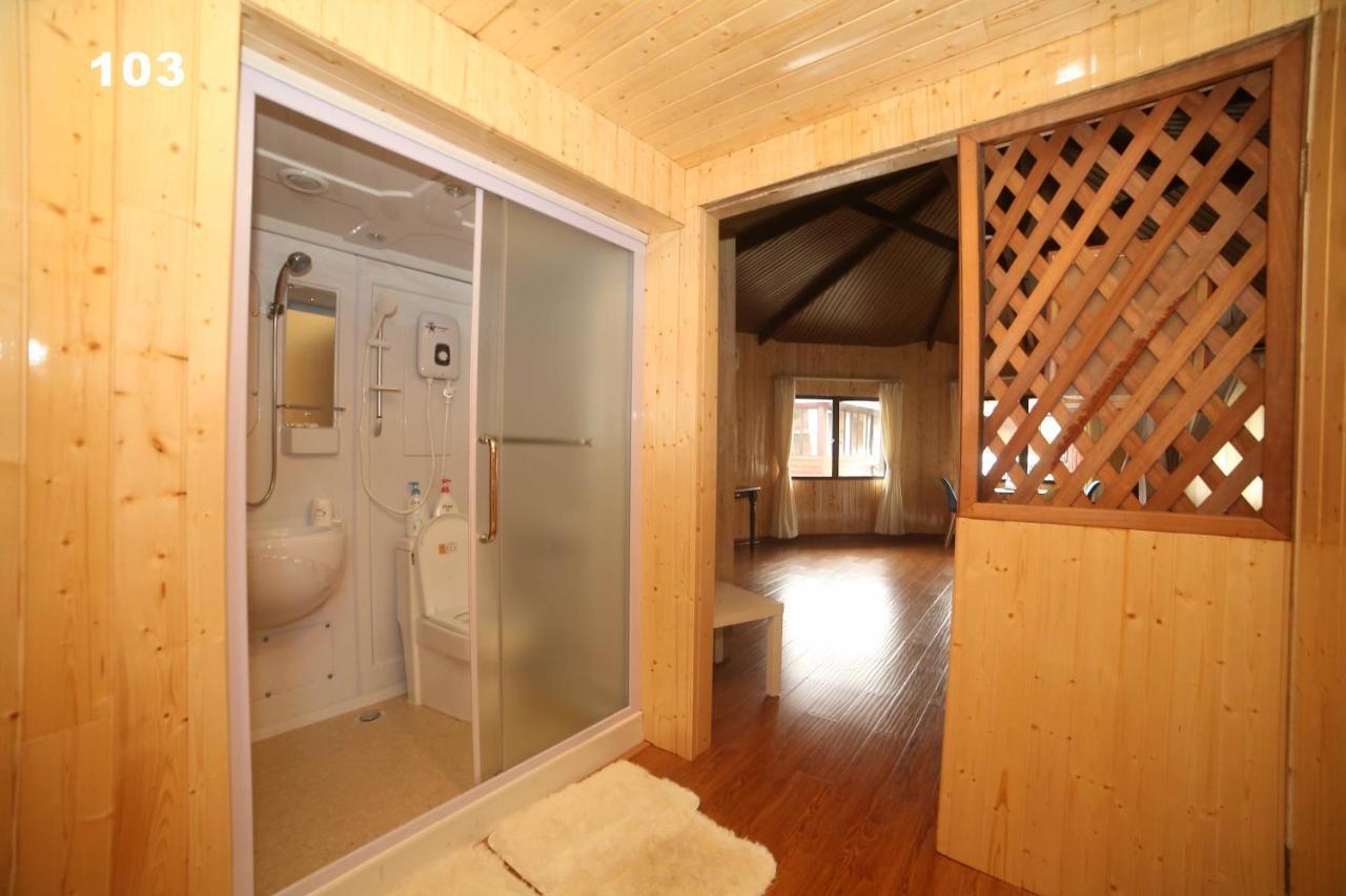 Gayang Friendly Water House Homestay Kota Kinabalu Extérieur photo